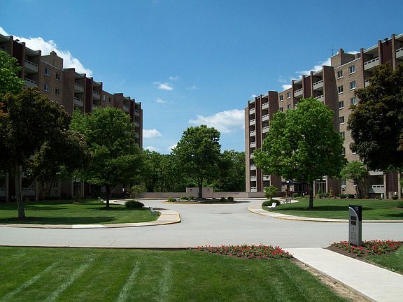 Beautifully maintained/ landscaped grounds