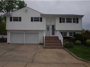 2 Terry Ave, South River, NJ 08882