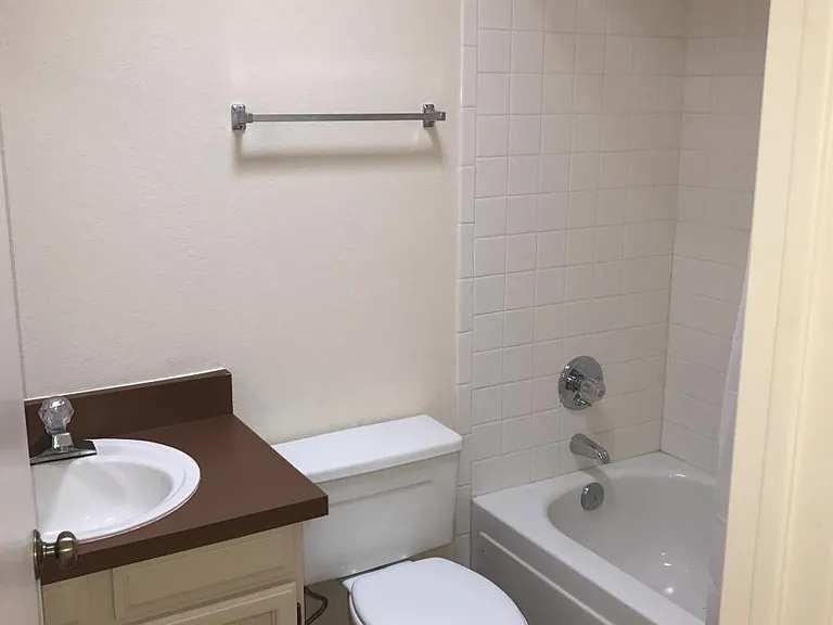 2560 N Water Pl — Photo 18
