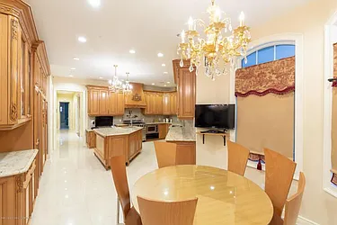 Sold by Robert DeFalco Realty