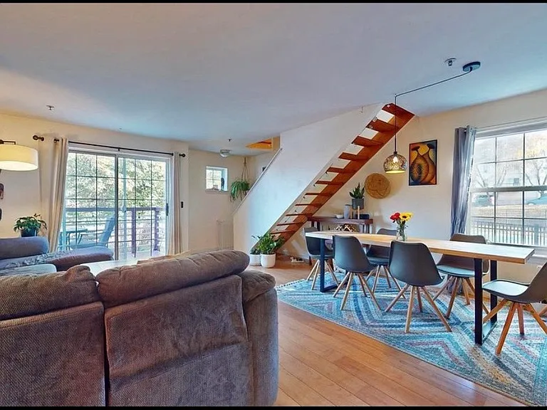 294 Hildred Dr #294 — Photo 5