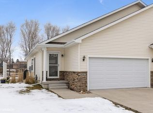 1009 SW 4th Ct, Grimes, IA 50111