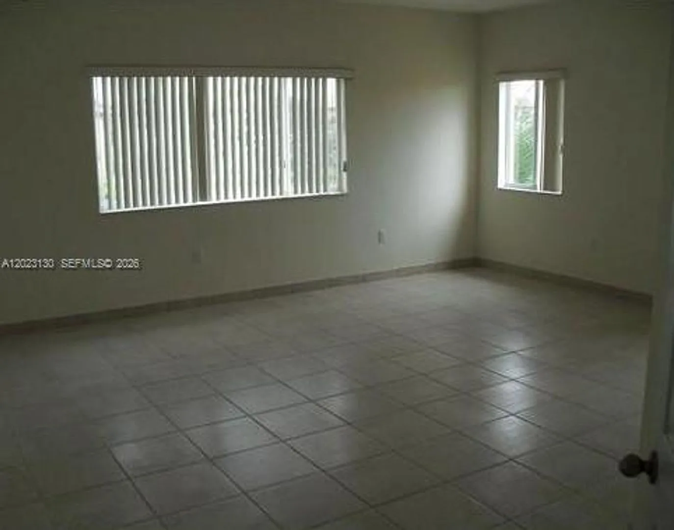 1423 NE 40th Road 1423, Homestead, FL 33033 — Photo 2
