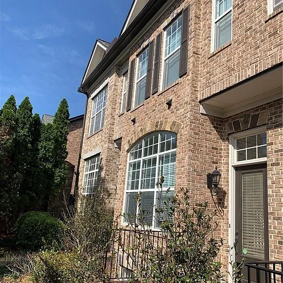 1615 Rivers Edge Trl NE — Photo 1