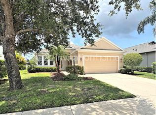 15671 Lemon Fish Dr, Lakewood Ranch, FL 34202