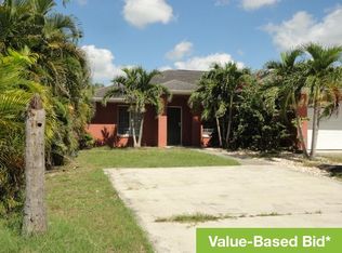 9109 San Carlos Blvd, Fort Myers, FL 33967