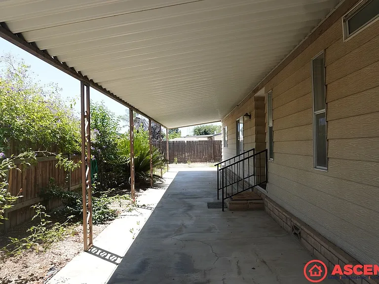 3605 Biltmore Ln — Photo 12