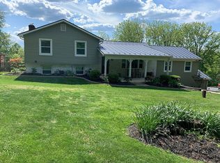 6377 Old Bust Head Rd, Broad Run, VA 20137