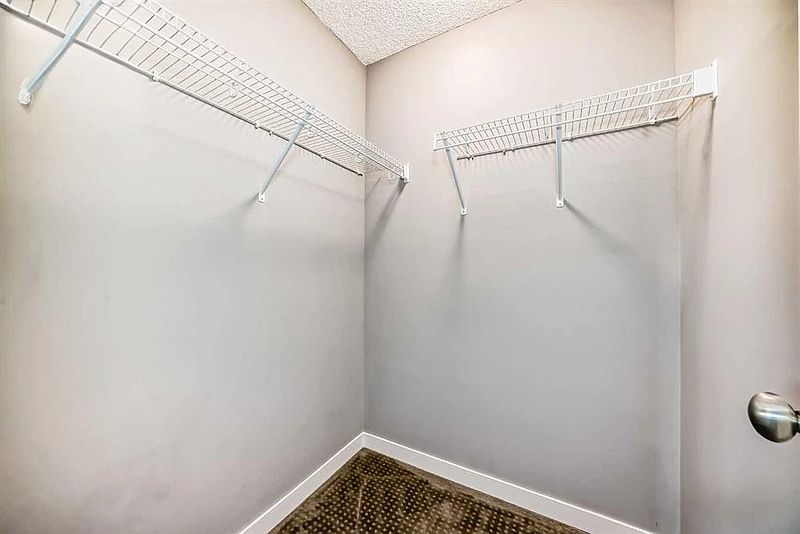 Calgary Townhouse for rent - 2 Bedrooms — photo 5