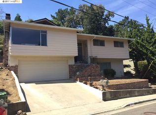 10130 Sigourney Ave, Oakland, CA 94605