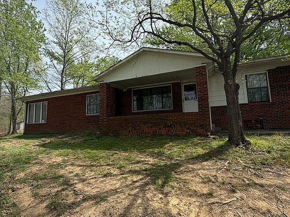 57 Carr Ln