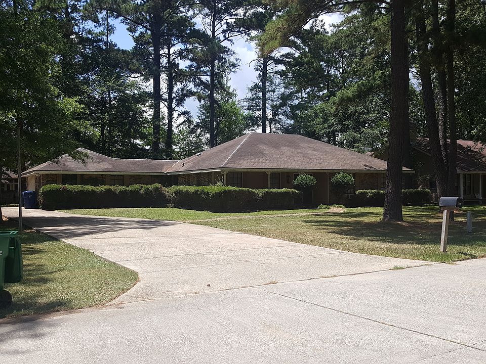 1st image of 520 Lotus Dr N