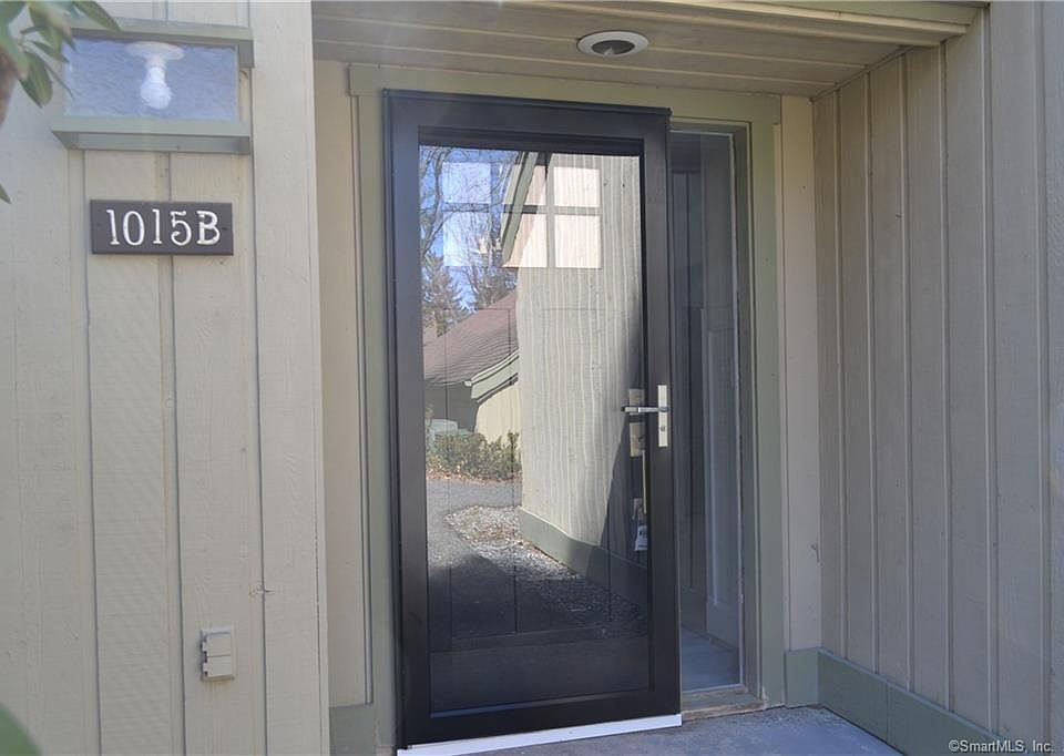 1st image of 1015 Heritage Vlg #B