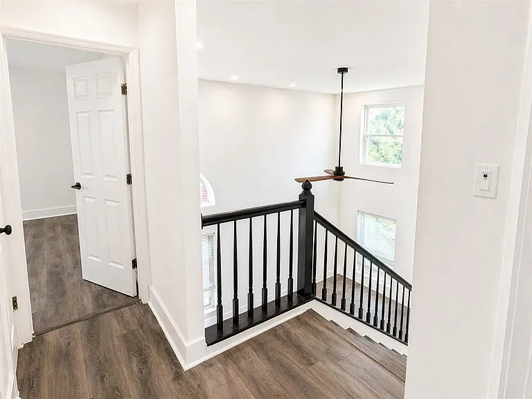 4602 Everest Ln — Photo 14