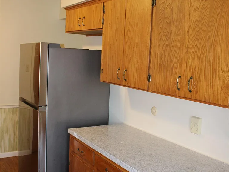 535 W Prairie Lea St — Photo 3