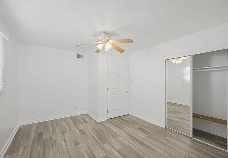 5545 Aragon Dr — Photo 16