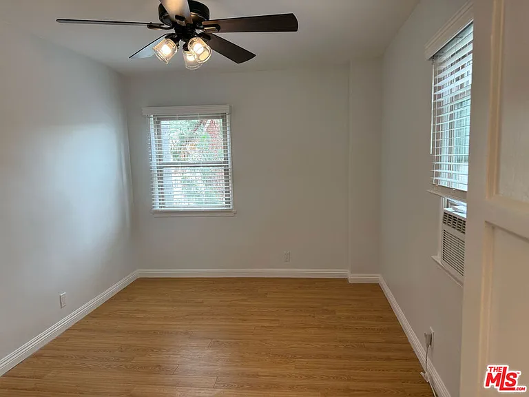 4123 1/2 W Toluca Lake Ave — Photo 13