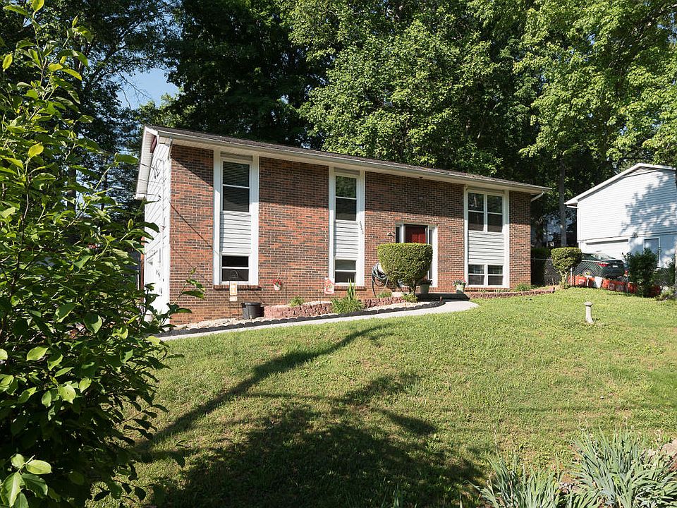 1st image of 6540 Hunters Glen Dr