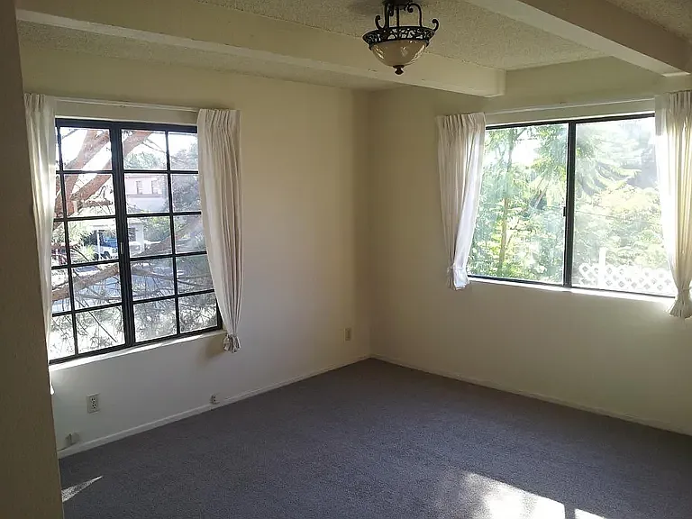 919 W San Marino Ave #A — Photo 3