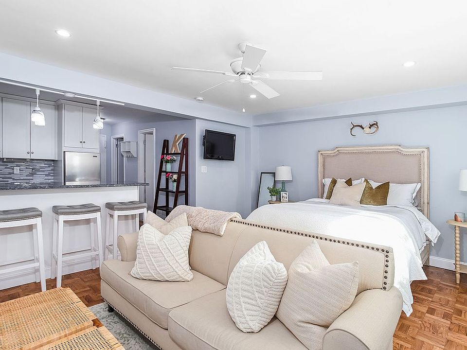 1st image of 185 W Houston St APT 1B