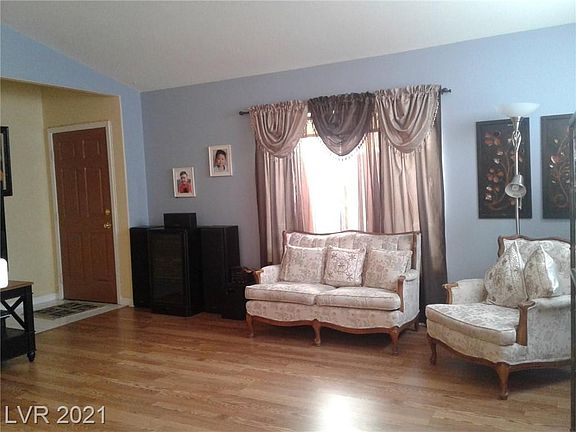 2nd image of 8467 Brillancy Ave