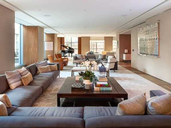 200 Amsterdam Avenue 32B image 32 of 33