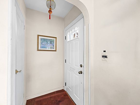 5th image of 138-17 64th Ave #1