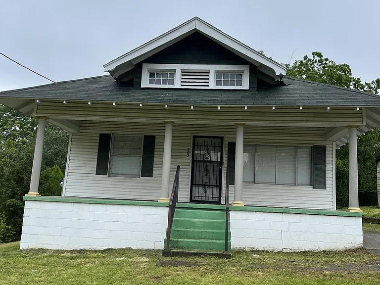 502 Crescent Ave — Photo 10