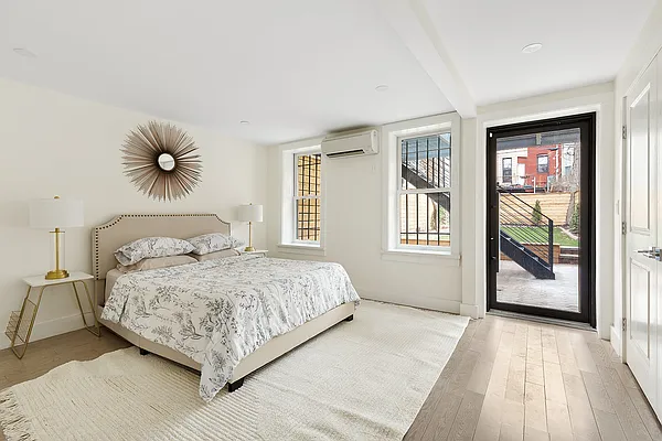 Sold by Compass | media 5