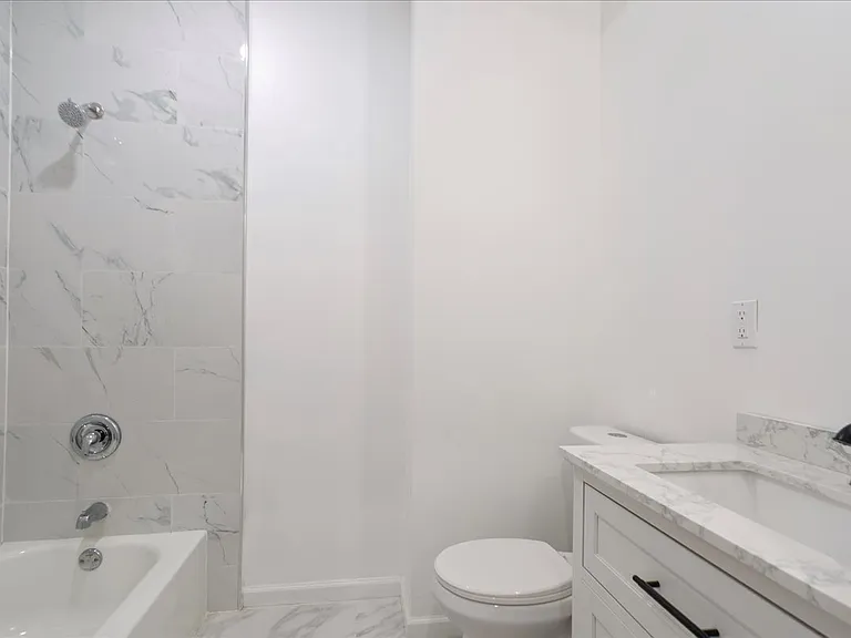 815 S 12th St #2 — Photo 9