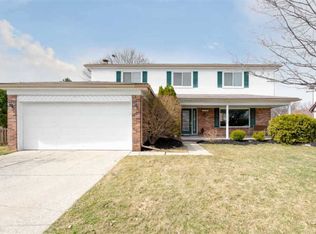 44508 Manitou Dr, Clinton Township, MI 48038