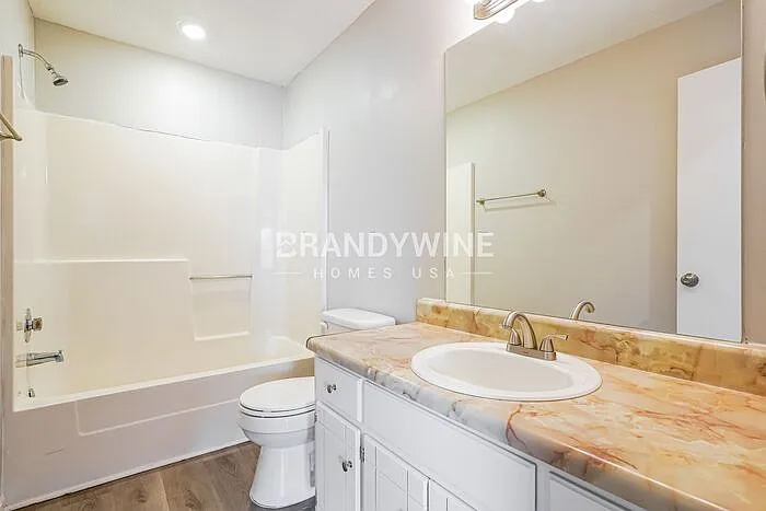 924 Ilawood Dr — Photo 13