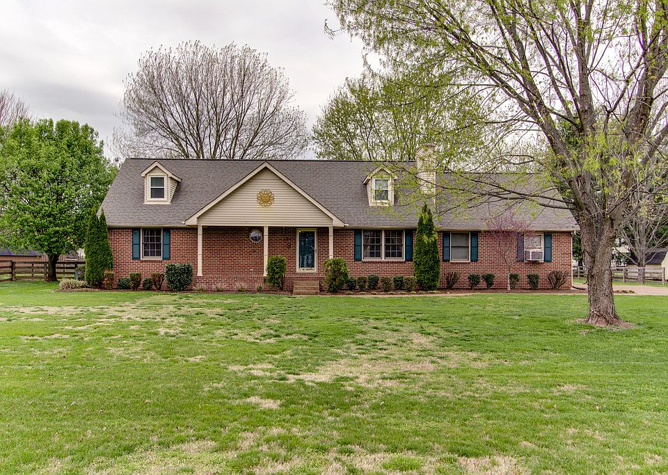 1st image of 2807 Dudley Dr