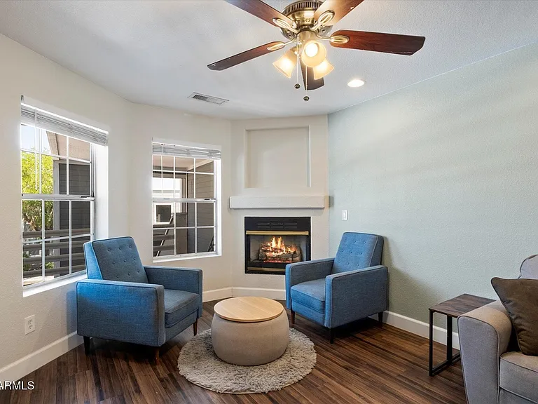 1505 N Center St #218 — Photo 4