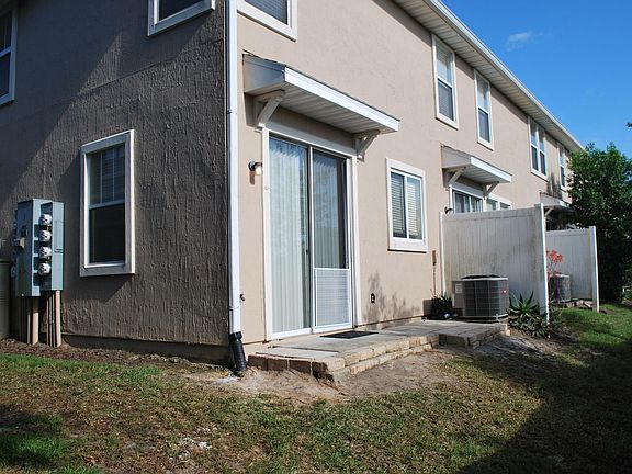 4th image of 2332 Sunset Bluff Dr