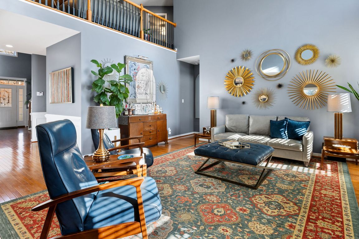 next background image