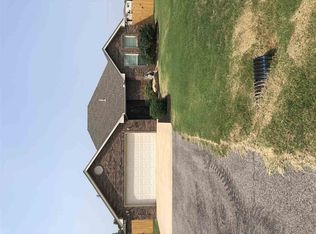405 E Oliver St, Sterling, OK 73541
