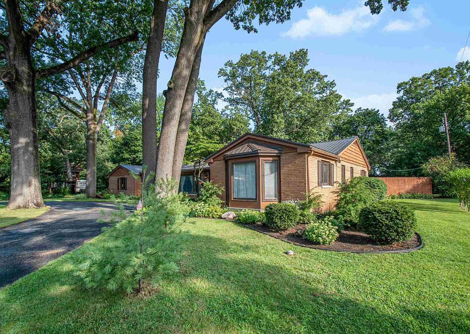 2022 E Jackson Blvd, Elkhart, IN 46516 Zillow