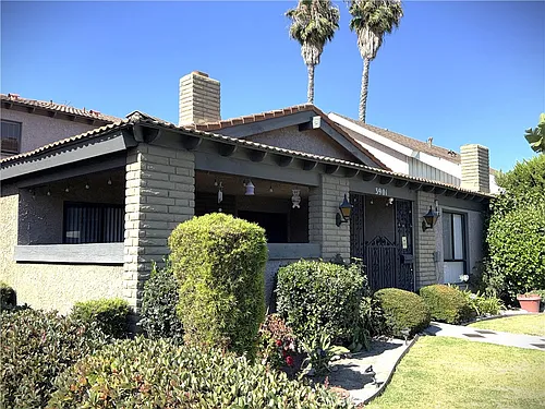 3901 Green Ave Photo 1 3901 Green Ave Photo 1