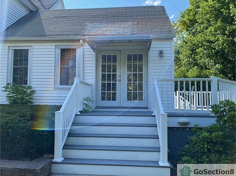 1st image of 178 Lincoln St #1