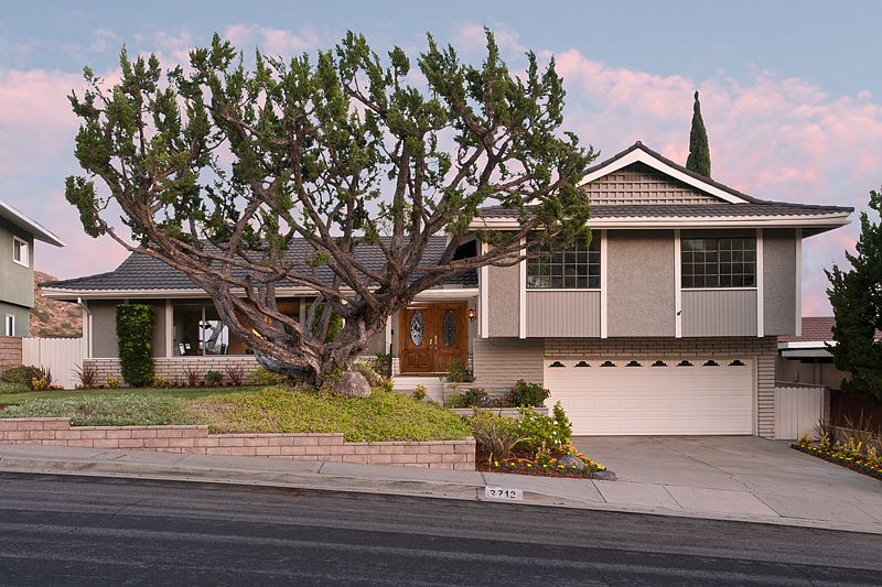 1st image of 2712 Rock Pine Ln