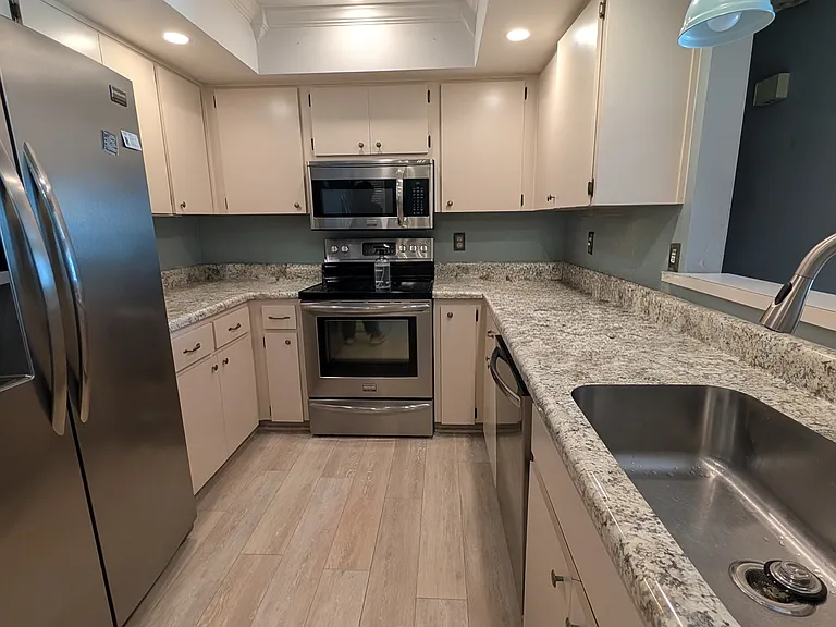 8161 Braddock Cir #1 — Photo 10