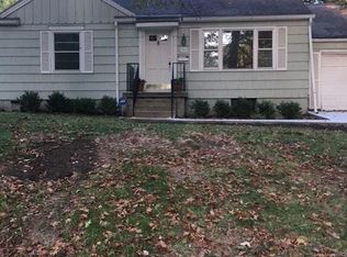 7808 Juniper St, Prairie Village, KS 66208