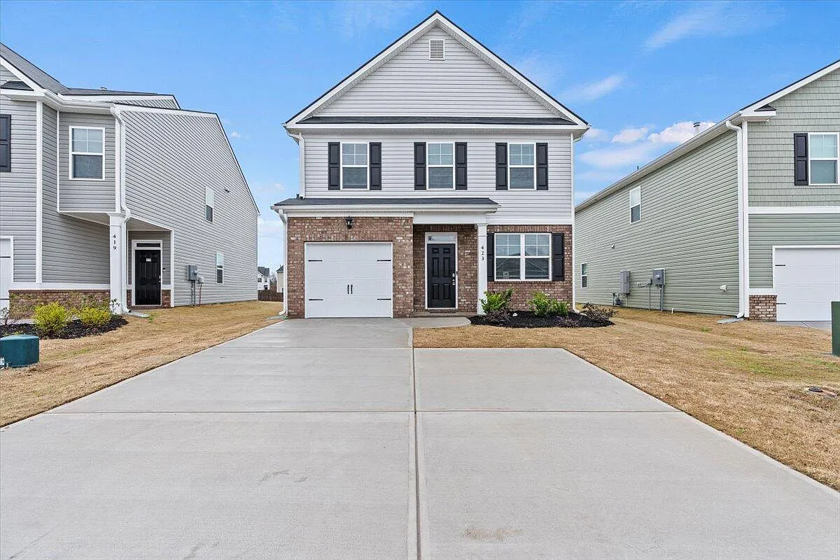 3 bed, 2.5 bath, 1663 sqft, $2,050 — Photo 1