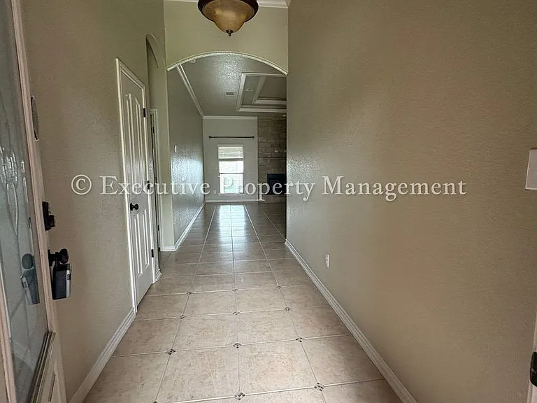 2808 Natural Ln — Photo 26