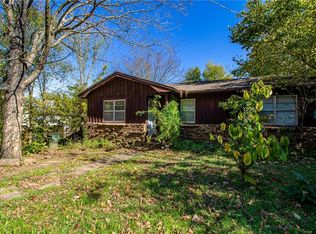 712 S College Ave, Fayetteville, AR 72701