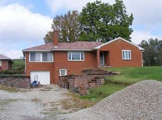 101 Lively Rd, Eighty Four, PA 15330