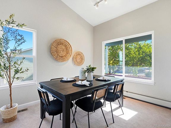 4th image of 931 S Quintero Court