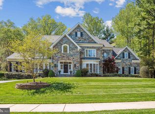 15801 Thistlebridge Dr, Rockville, MD 20853