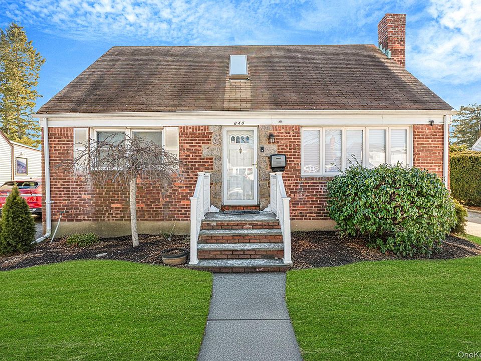 1st image of 840 Jerusalem Avenue